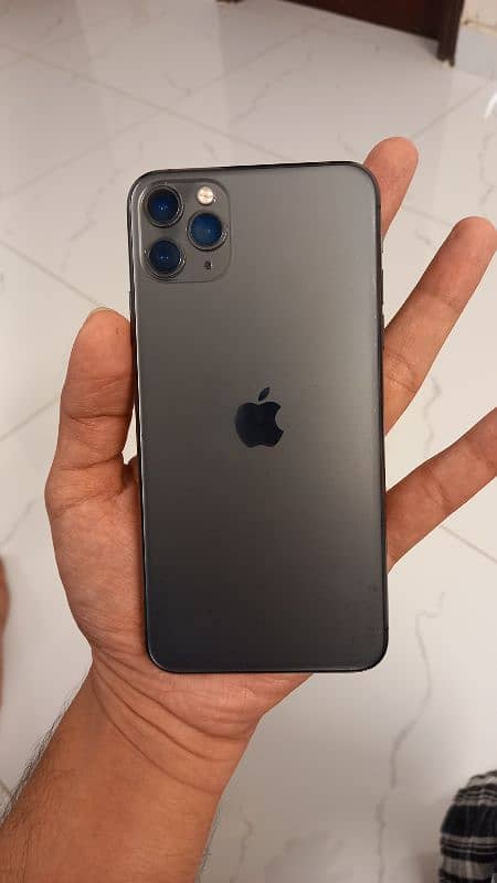 Iphone 11 Pro Max scratchless 5