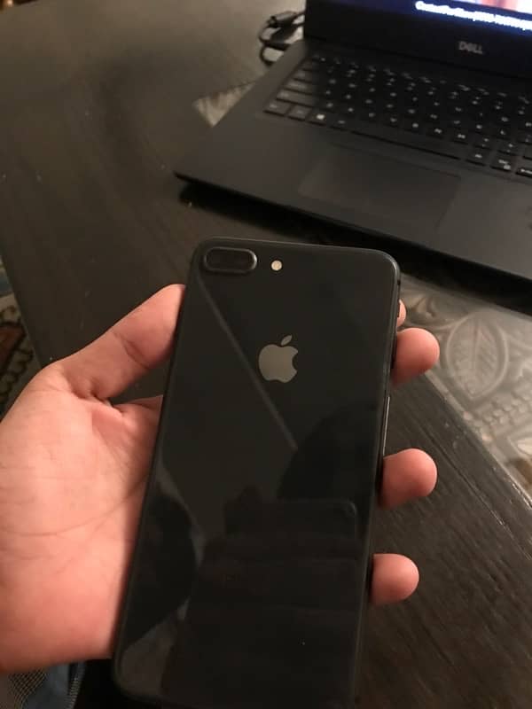 Iphone 8plus 1