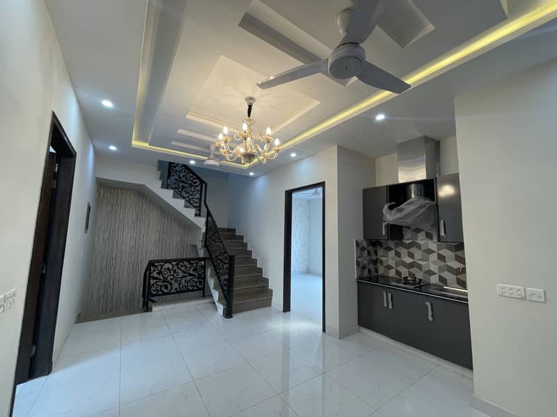 Beautiful brand new house for sale in state life 0