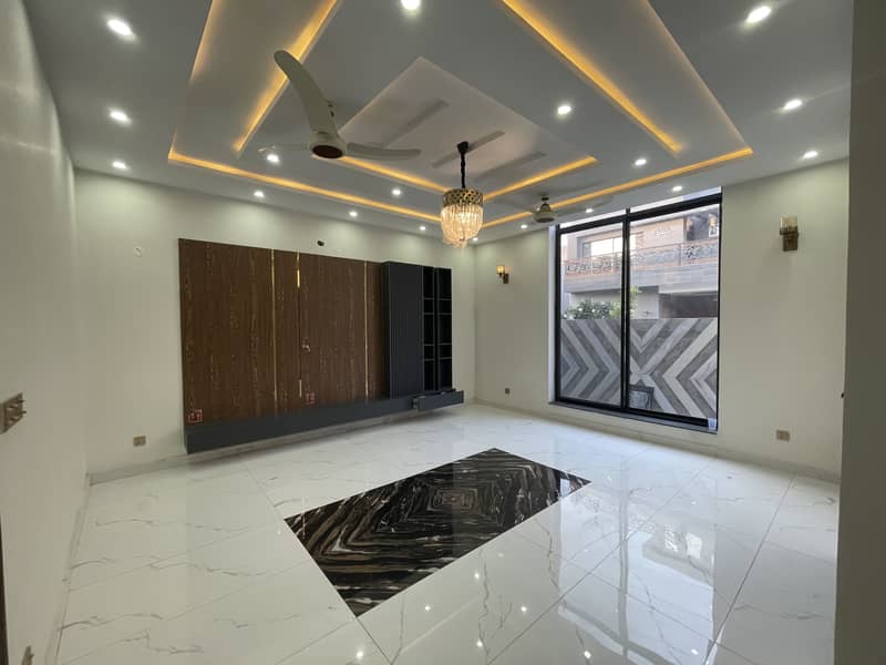 Beautiful brand house for sale state life society phase one 4