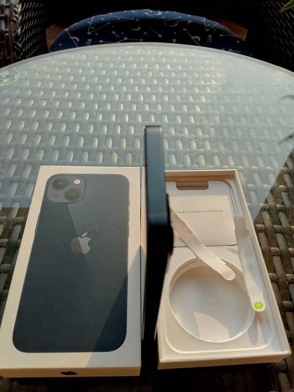 iPhone 13 128gb Midnight Black 6