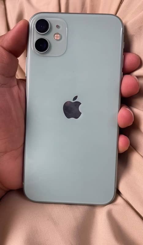 iphone 11 128Gb green colour 0