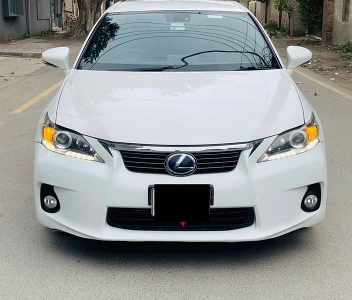 Lexus CT200h 2012 0