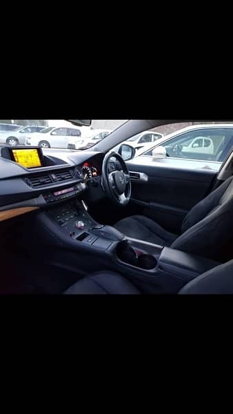 Lexus CT200h 2012 3