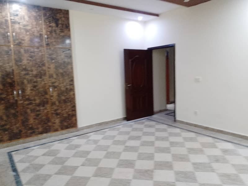 1 Kanal Lower Locked Beautiful Upper Portion For Rent 1