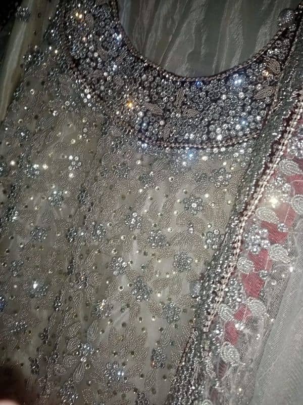 just wear one day on my walima hardly 5 to 6 hours 2