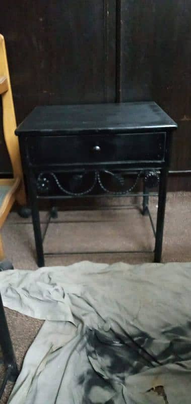 Rod Iron double bed 3