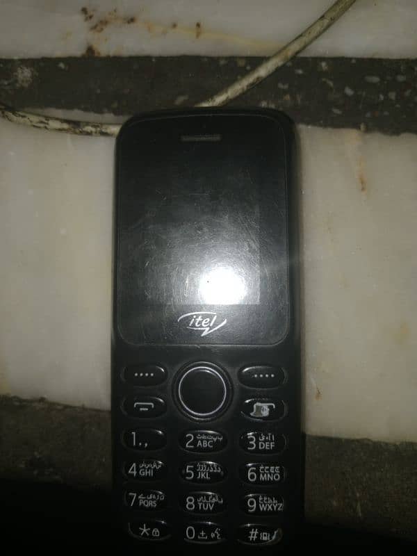 itel keypad mobile 3din beatry timing condison 10/9.5 full box hai 4