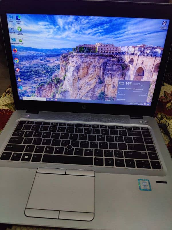 HP ELITE BOOK 840 G4 CORE i5- 7th gen 3