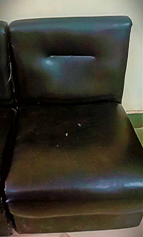 Single Seater Sofa For Sale 1