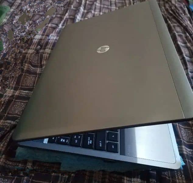 Hp Core i5 laptop 4