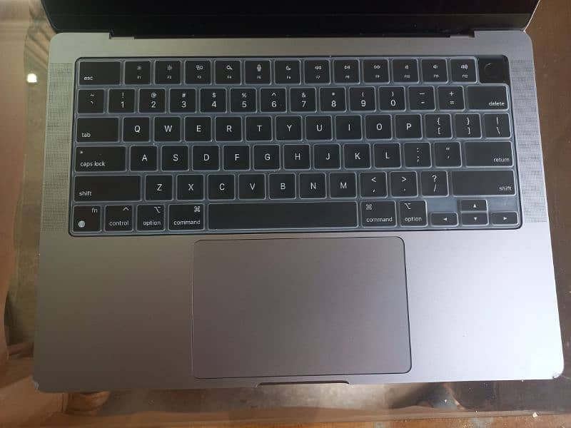 Macbook pro | 16 GB RAM | 512 GB SSD | M1 Chip | 14 inch 3