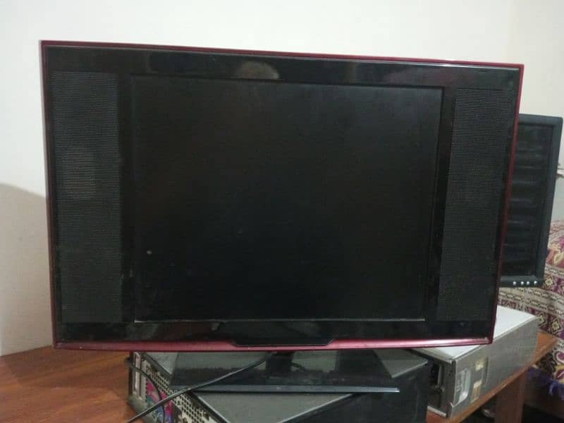 LED Tv + Remote / Monitor 24" Inch 4