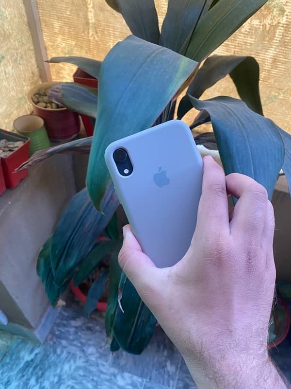 IPHONE XR 64GB NON PTA Jv 6