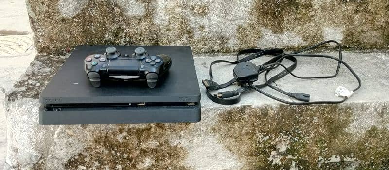 "PS4 Console + 1 Controller & Latest Games Bundle for Sale" 1