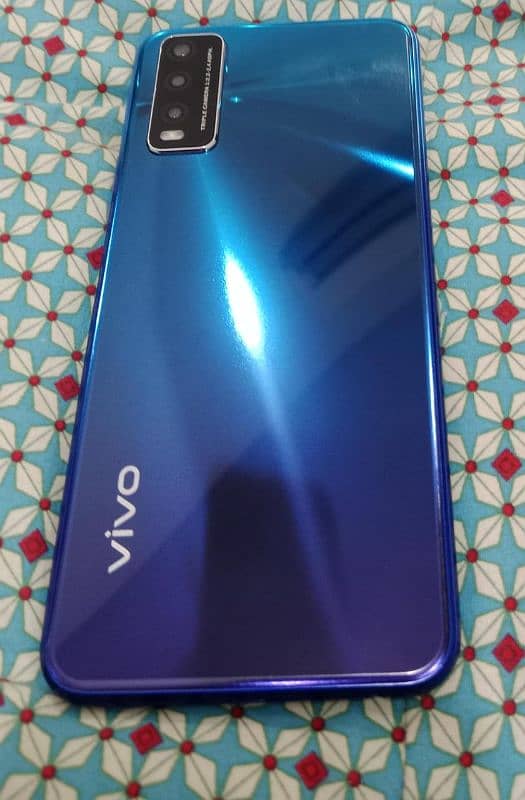 VIVO Y20S 3