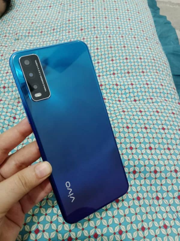 VIVO Y20S 4