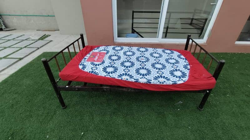 IRON SINGLE BED 2