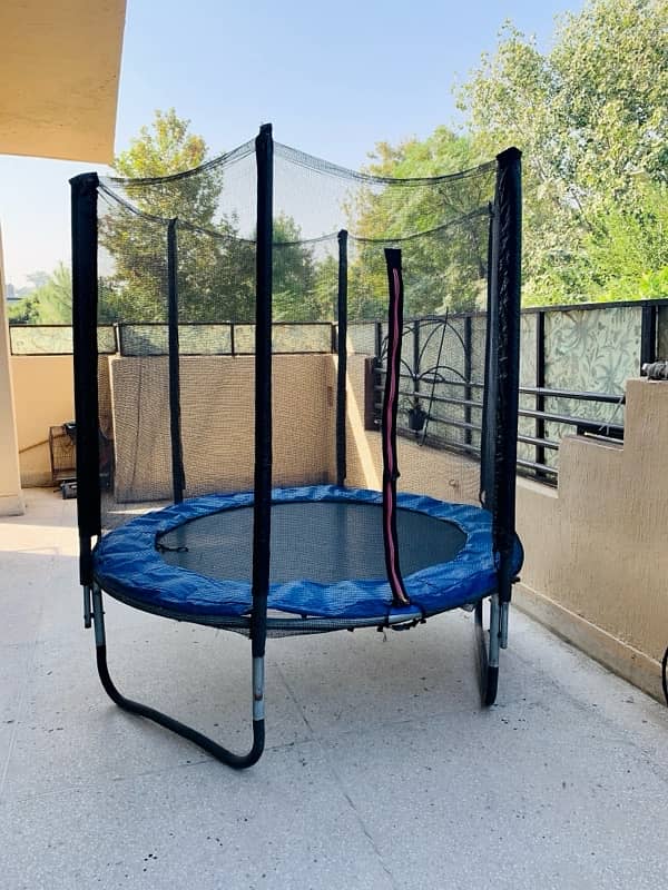 6 Feet Trampoline | Excellent Condition 1