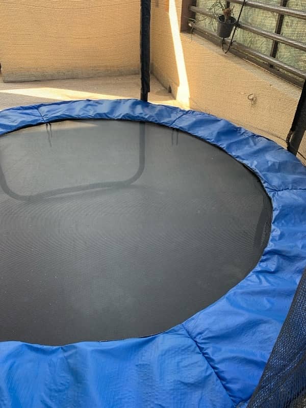 6 Feet Trampoline | Excellent Condition 8