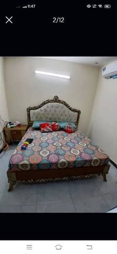 Complete bedset with 2 side tables and dressing