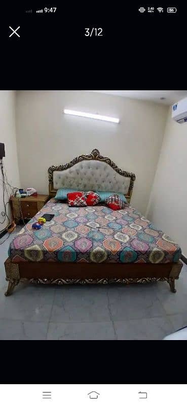 Complete bedset with 2 side tables and dressing 1