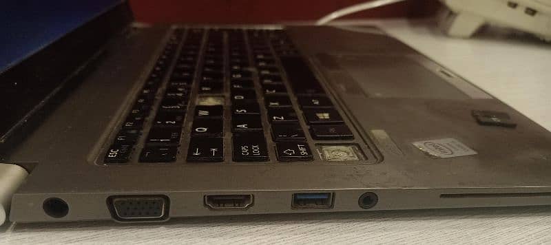 Toshiba laptop core i5 exchange possible with phone 14