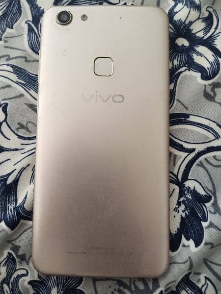 Mobile Vivo V7  4Gb 32Gb in Multan . WhatsApp No 03156134486 0