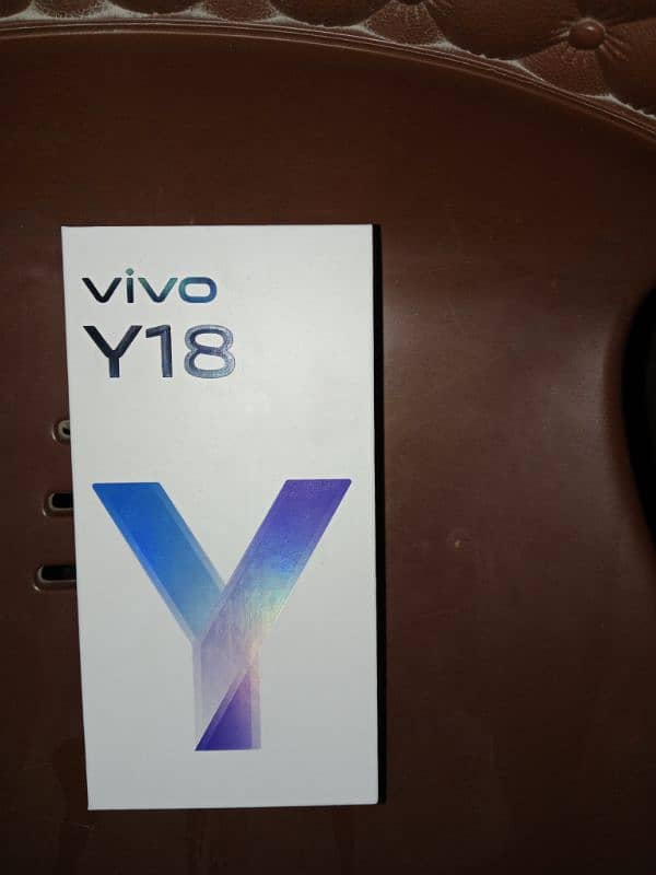 Vivo Y18 4+4 Ram 128 GB memory Storage 50 MP Back Camera 1