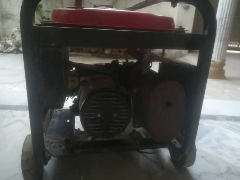 Generator for Sale in Good Condition 6