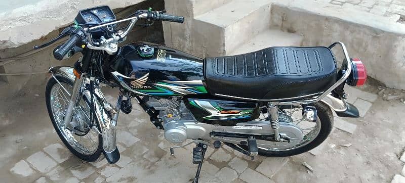 Honda 125 2023 9