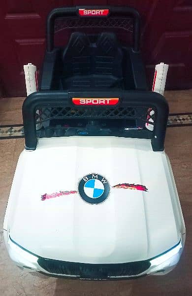 KIDS BMW battery operated big jeep car with remotecontrol & swing mode 3