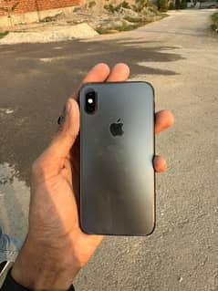 iphone XS factory unlock 10/10 0