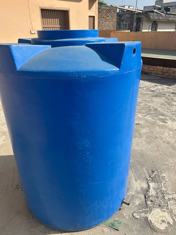 400 GL used water tank 3