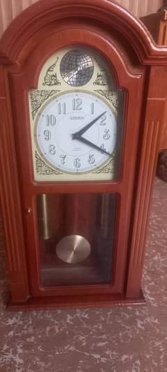 Large size sheesham wooden wall clock with pandolam