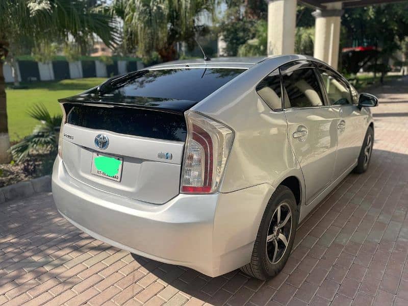 Toyota Prius 2015 in Peshawar cantt 7