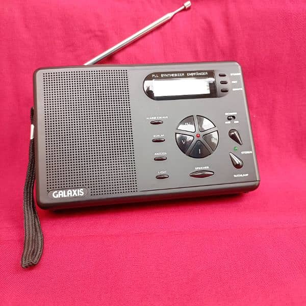 Galaxy World Receiver Travel Radio Made in Garmany 1