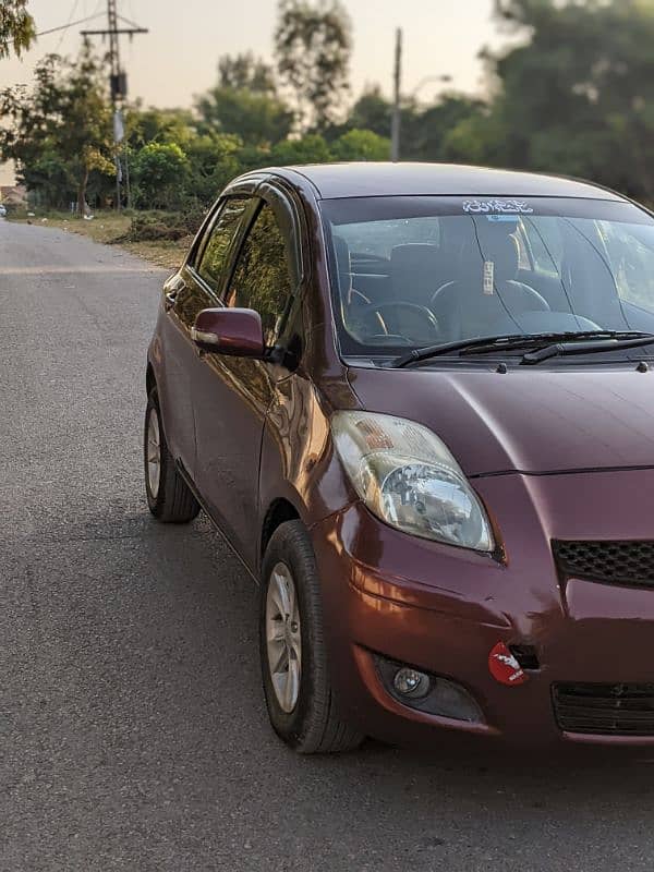 Toyota Vitz 2010 4