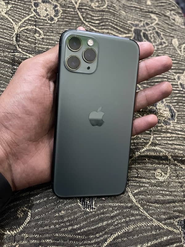 iphone 11 pro 10 by 10 condition All Ok 0