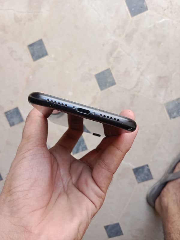 IPHONE XR NON PTA 0