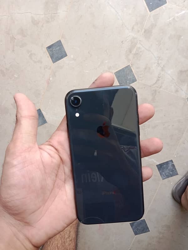 IPHONE XR NON PTA 1