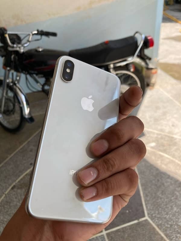 iphone x white colour 64 gb non pta for sell 1