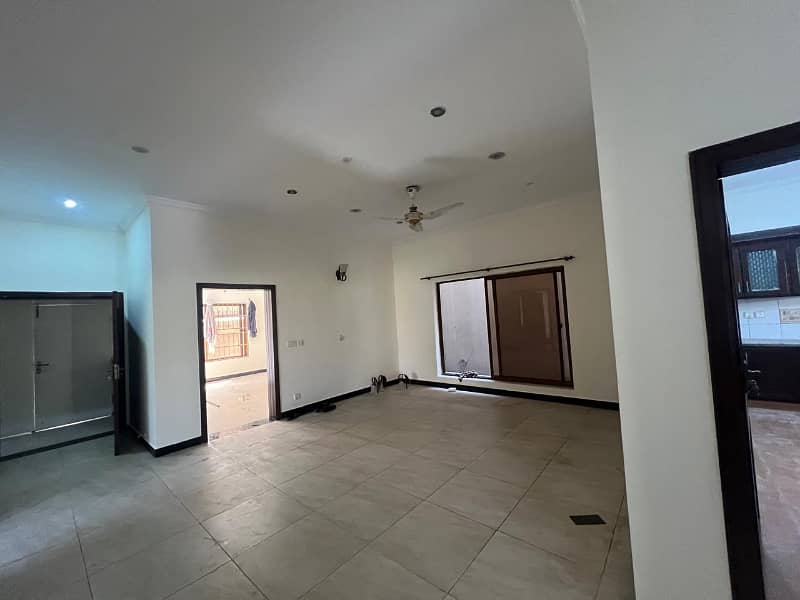 14 Marla Ground + Basement available for Rent in G-13/4 4