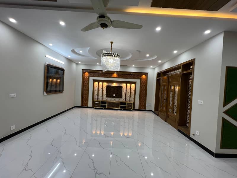 10 Marla Ground Portion For Rent In G-13/4 2