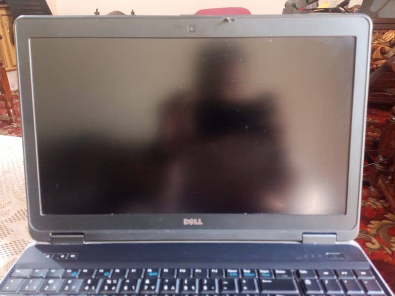 Dell Latitude E6540 3