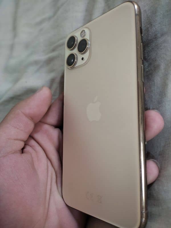 IPHONE 11 PRO 256GB (NON-PTA) 2