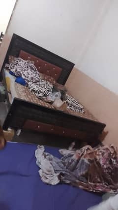 iron bed good condition 0