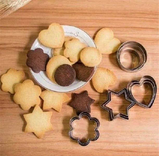 12 Pcs Set Stainless Steel Cookie Biscuit Fondant Cake Paste Cutter 4