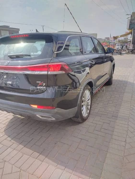 Changan Oshan X7 2023 future sense 5 seats 4