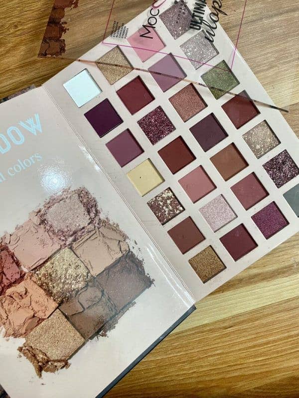 Mocallure 4 In 1 10 Eyeshadow Palette Book 3